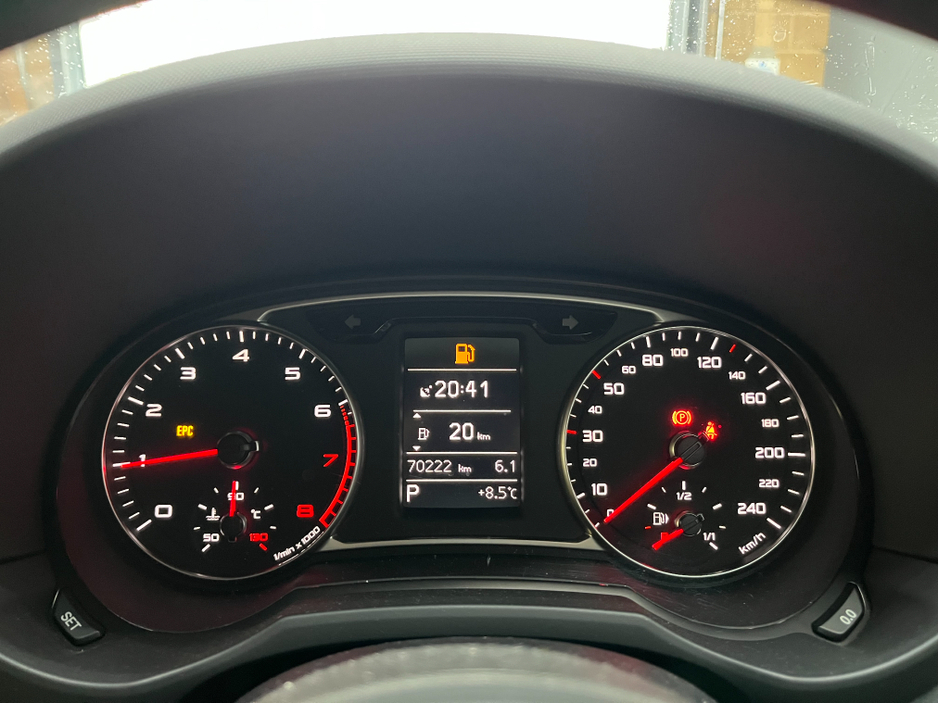 2017 Audi A1 Sportback €14950! 2017 AUDI A1 SPORTBACK TFSI 1.0 AUTOMATIC / CRUISE CONTROL / PARKING AID AND MORE €14,950