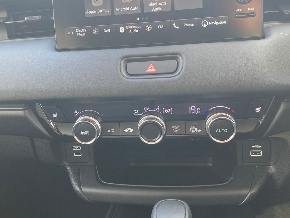 2025 Honda HR-V E:hev Elegance €38,995