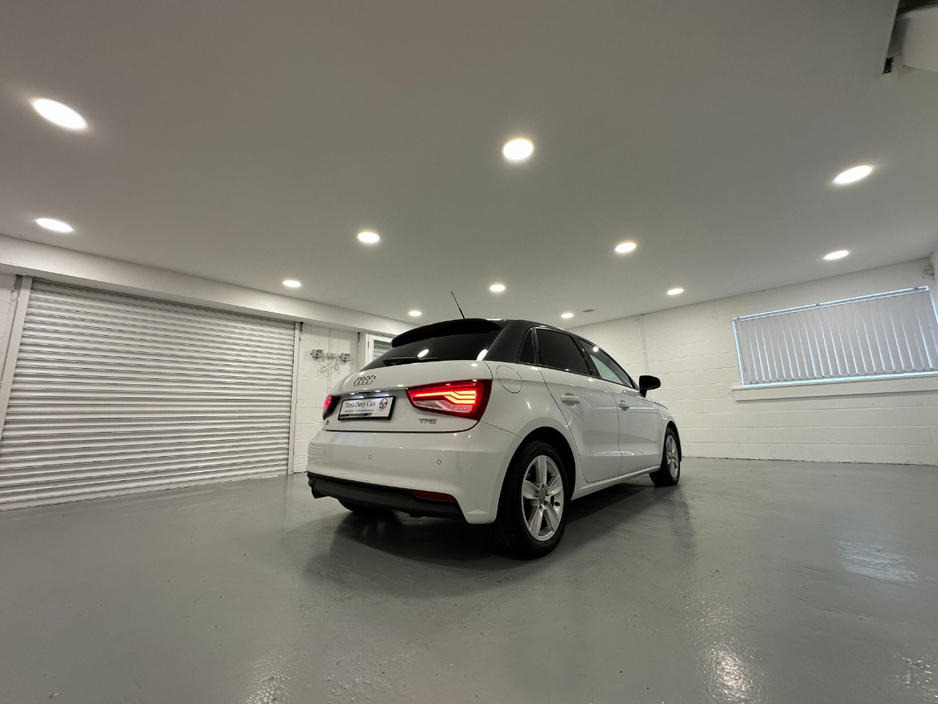 2016 Audi A1 - image 17