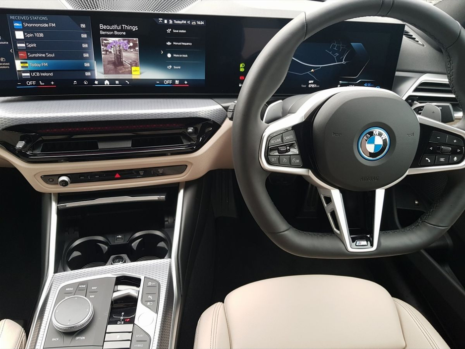 2026 BMW 3 Series - image 5