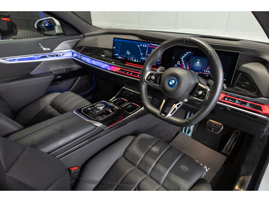 2025 BMW 7 Series  €99,950