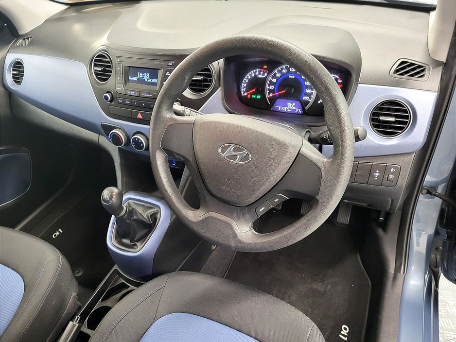 2019 Hyundai i10 - image 5