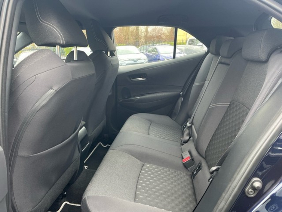 2023 Toyota Corolla - image 7