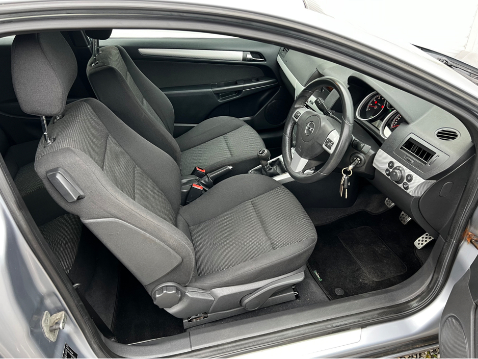 2007 Opel Astra SXI 1.4  3DR €1,995
