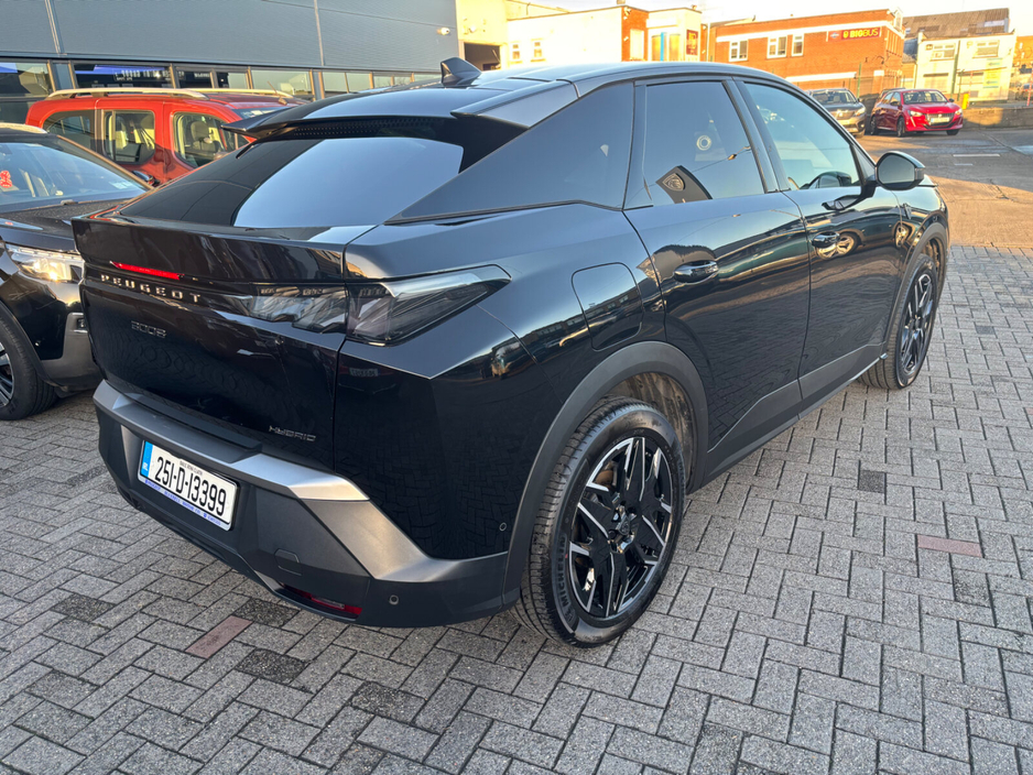 2025 Peugeot 3008 1.2 MHEV PureTech 136bhp eDCS6 GT €42,950
