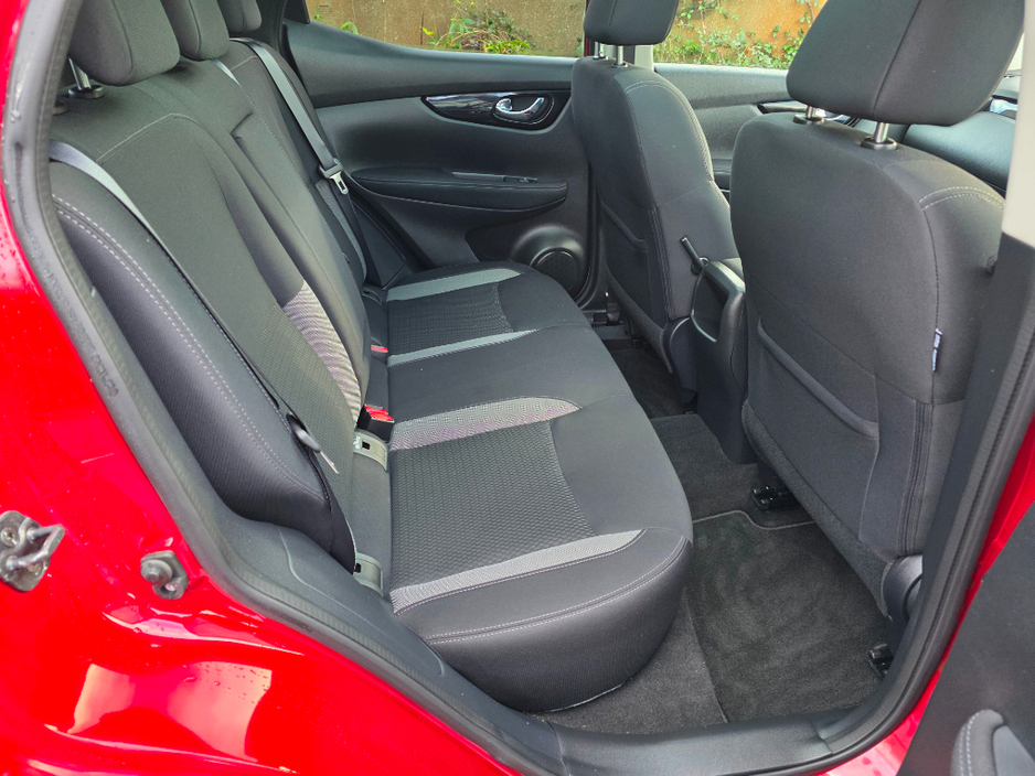 2018 Nissan Qashqai 1.2 SV CVT 18 4DR Auto €18,950