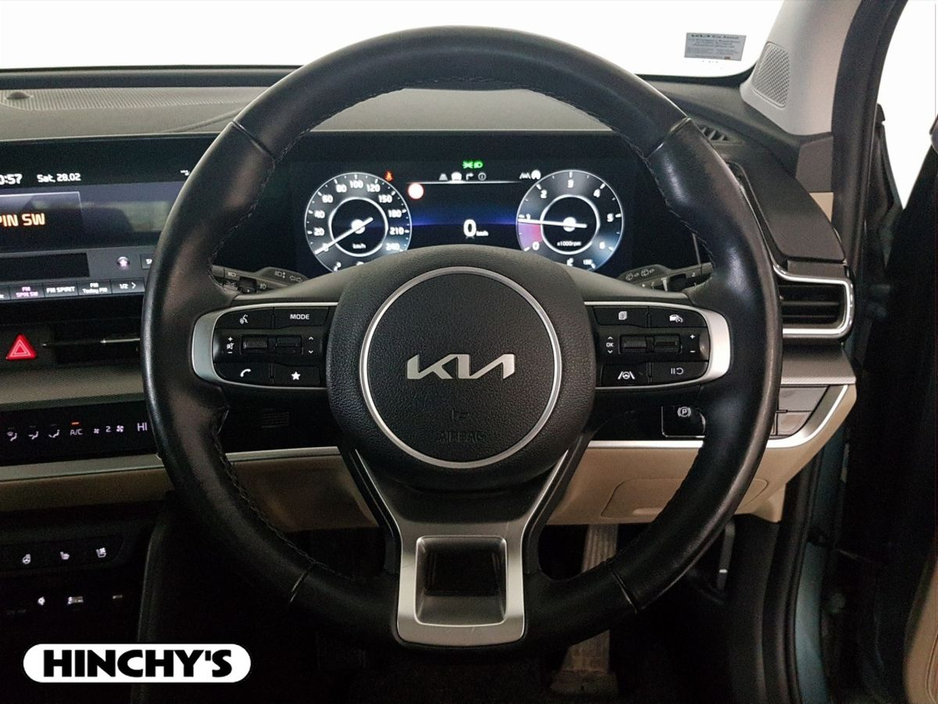 2022 Kia Sportage - image 15