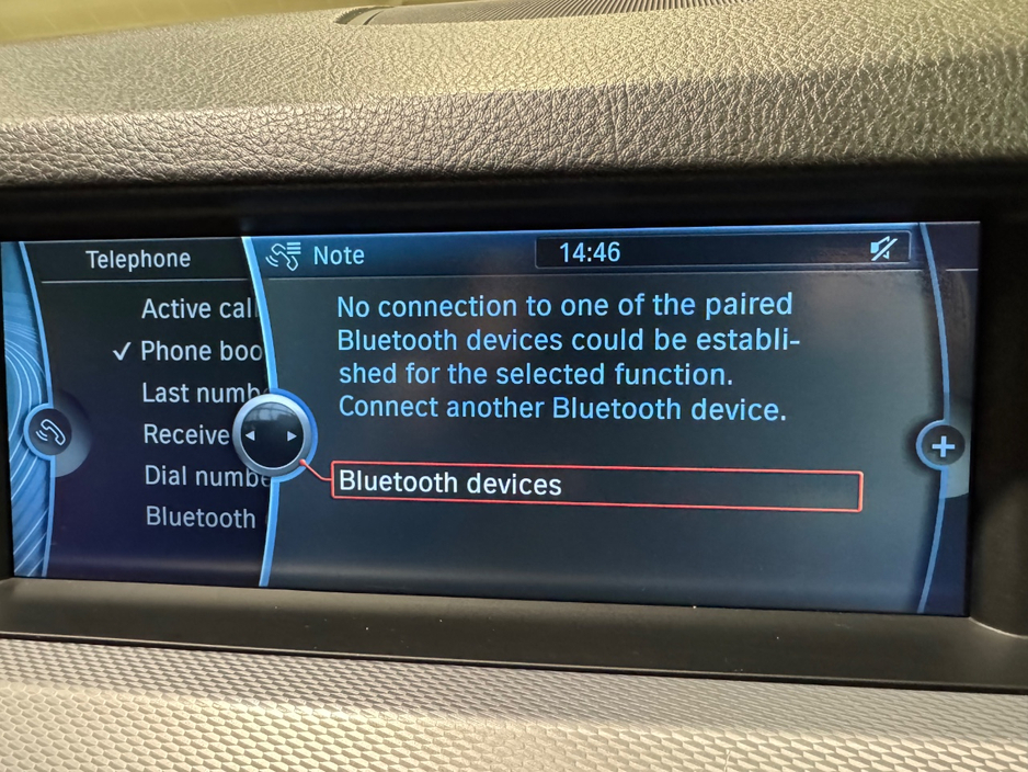 2012 BMW 5 Series - image 25