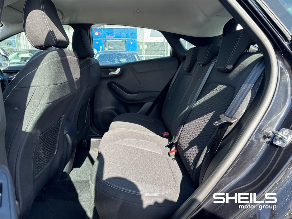 2022 Ford Puma - image 7