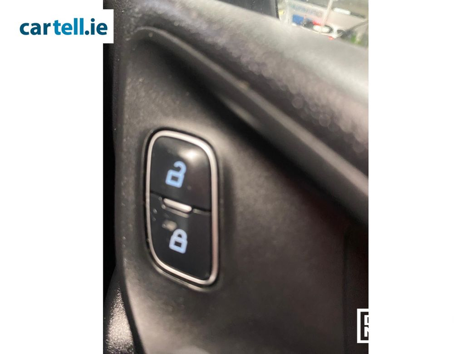 2018 Ford Fiesta Zetec 1.1 70PS 5M 4DR €12,950