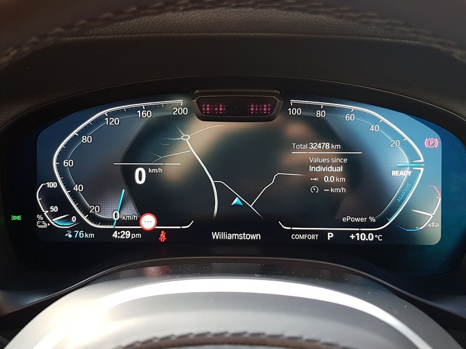 2023 BMW iX3 - image 9