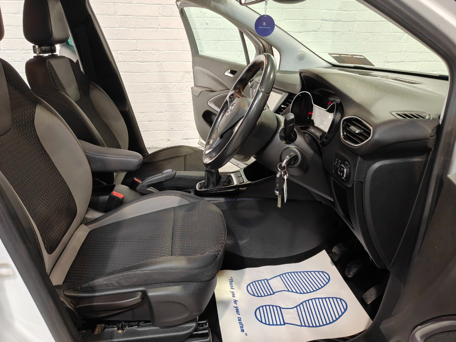 2019 Opel Crossland X - image 14