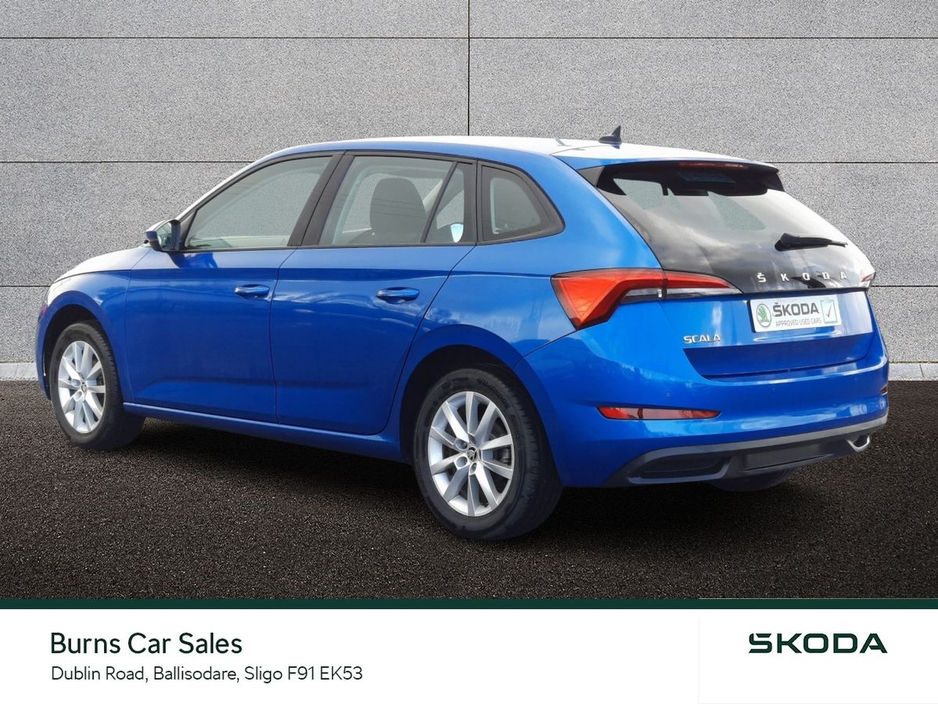 2022 Skoda Scala - image 14