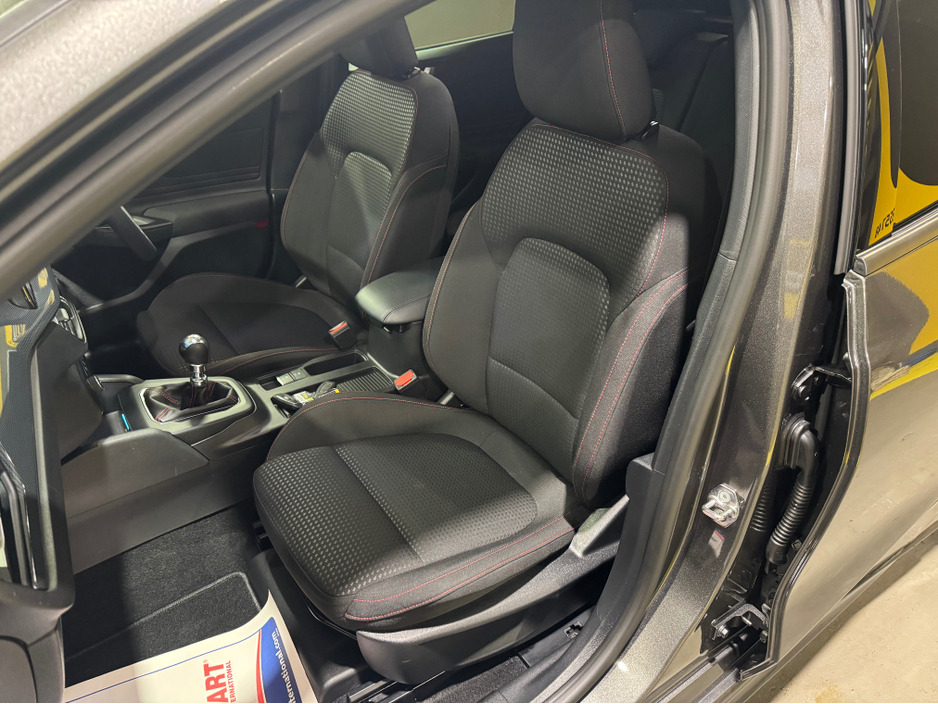 2025 Ford Focus ST-LINE 5DR 1.0T 125 MHEV €29,950