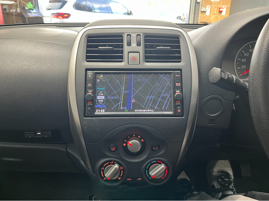 2019 Nissan March - image 11