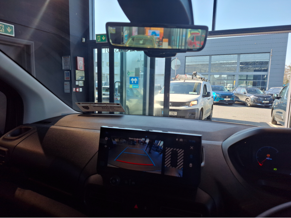 2026 Peugeot Partner - image 20