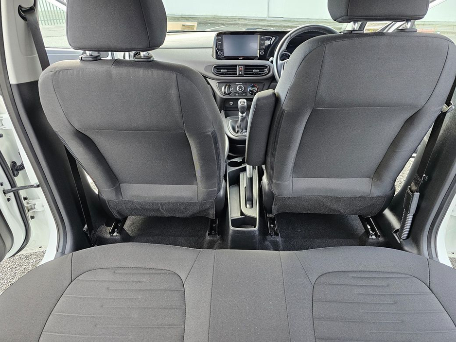 2021 Hyundai i10 1.0 PETROL Deluxe Plus MODEL LOW MILEAGE, FINANCE, NEW NCT, WARRANTY, 5 STAR REVIEWS €13,995