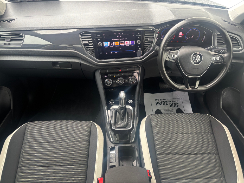2019 Volkswagen T-Roc - image 25
