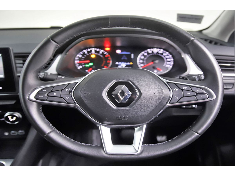 2023 Renault Captur - image 16