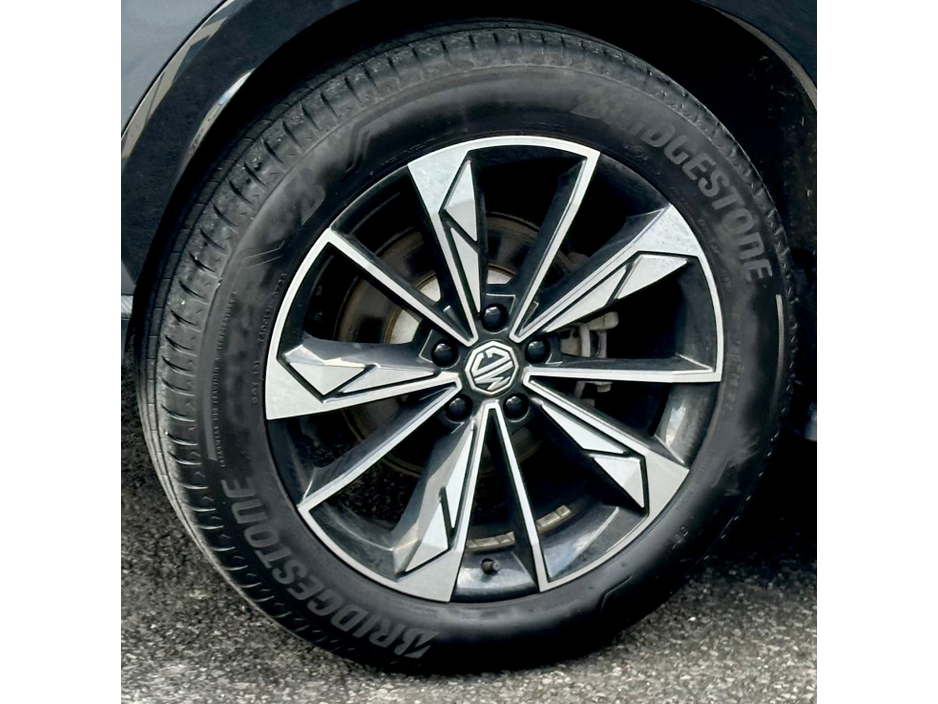 2025 MG HS - image 22