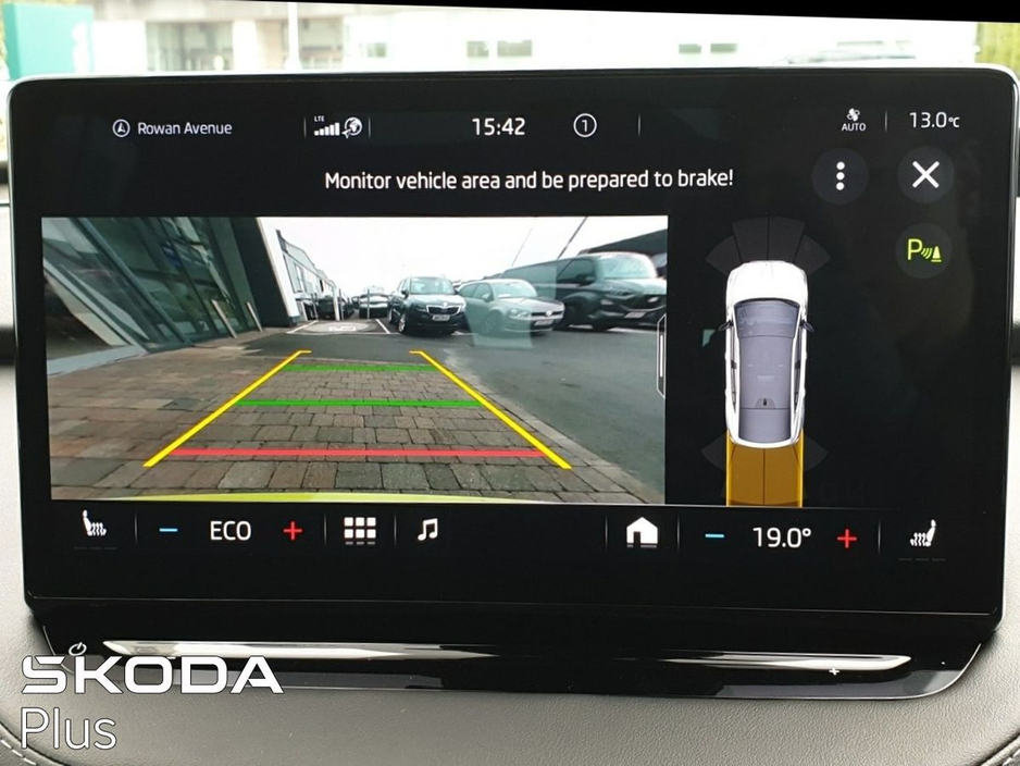 2023 Skoda Enyaq - image 13