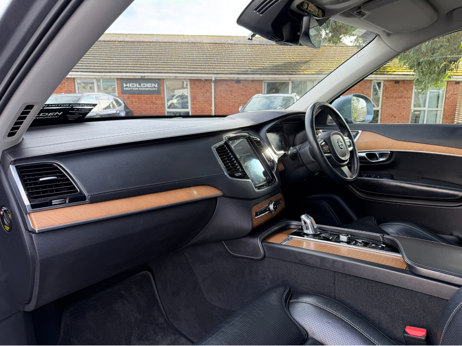 2018 Volvo XC90 - image 31