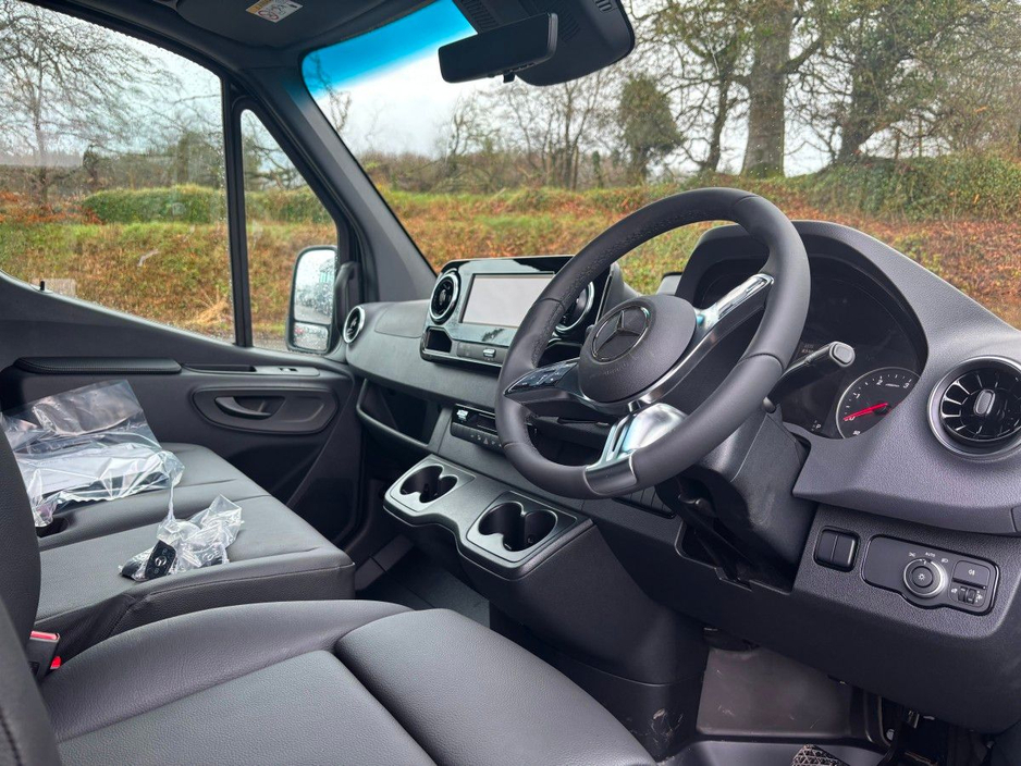 2026 Mercedes-Benz Sprinter - image 7