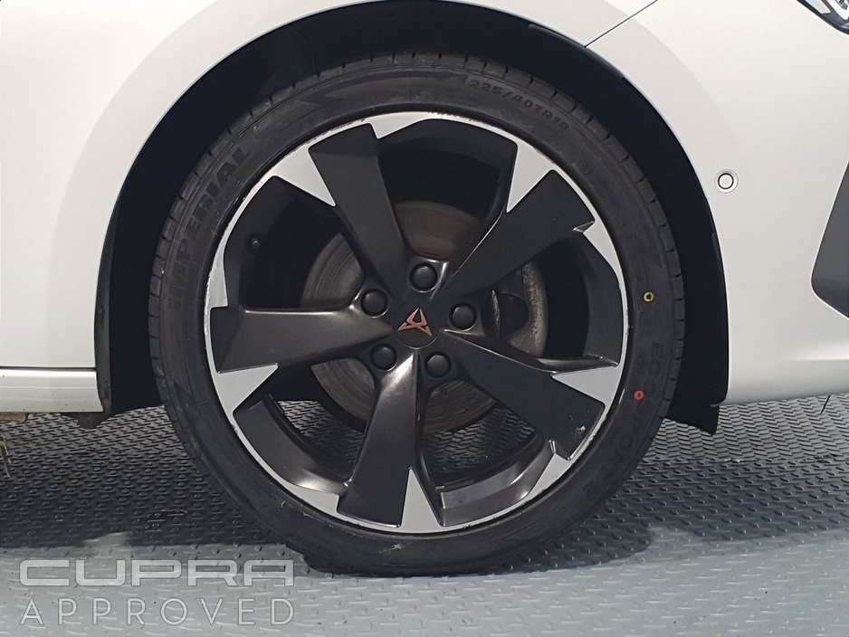 2024 Cupra Leon 1.5eTSI 150hp DSG €31,495