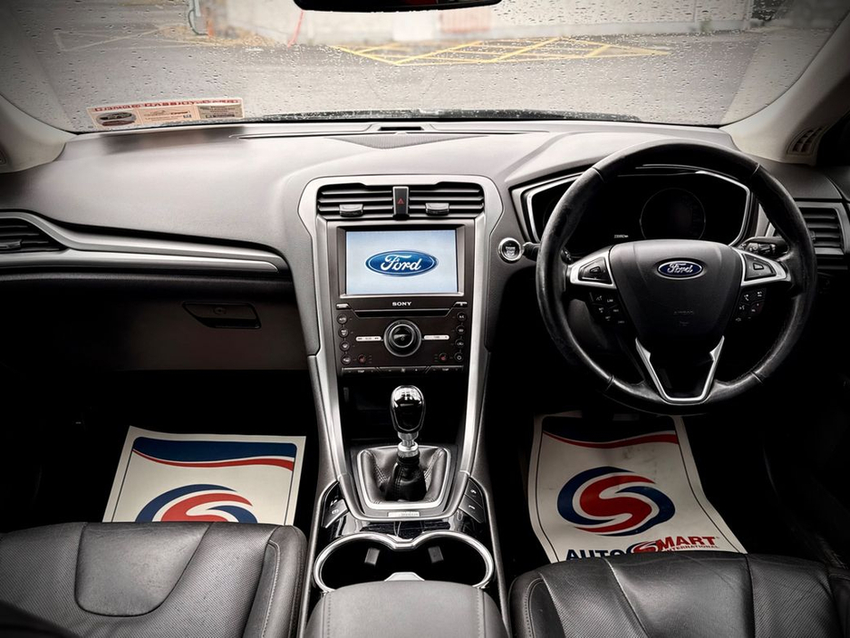 2016 Ford Mondeo - image 13