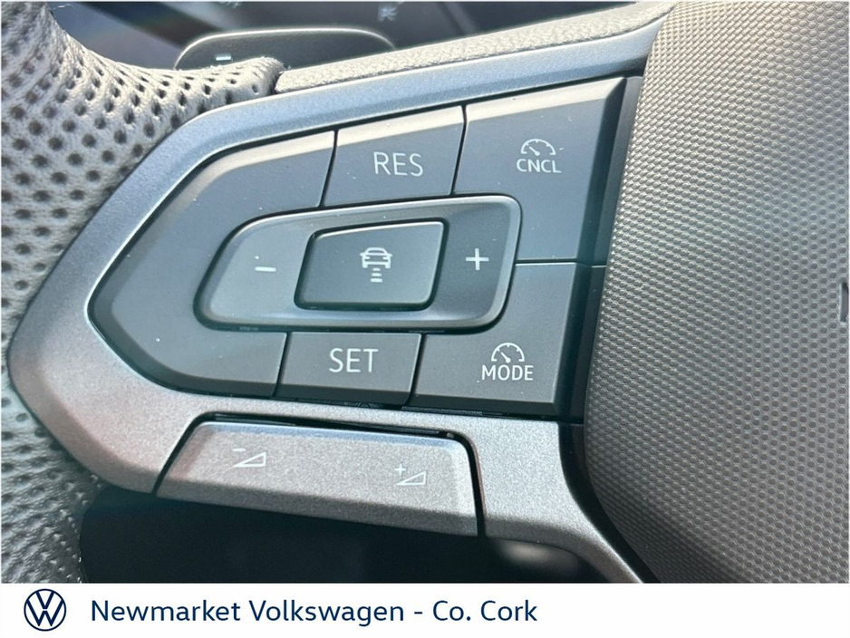 2026 Volkswagen Tiguan - image 17