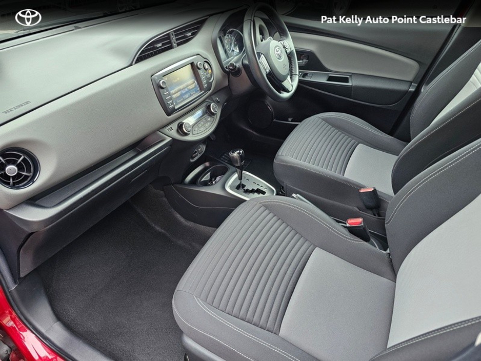 2018 Toyota Yaris - image 6