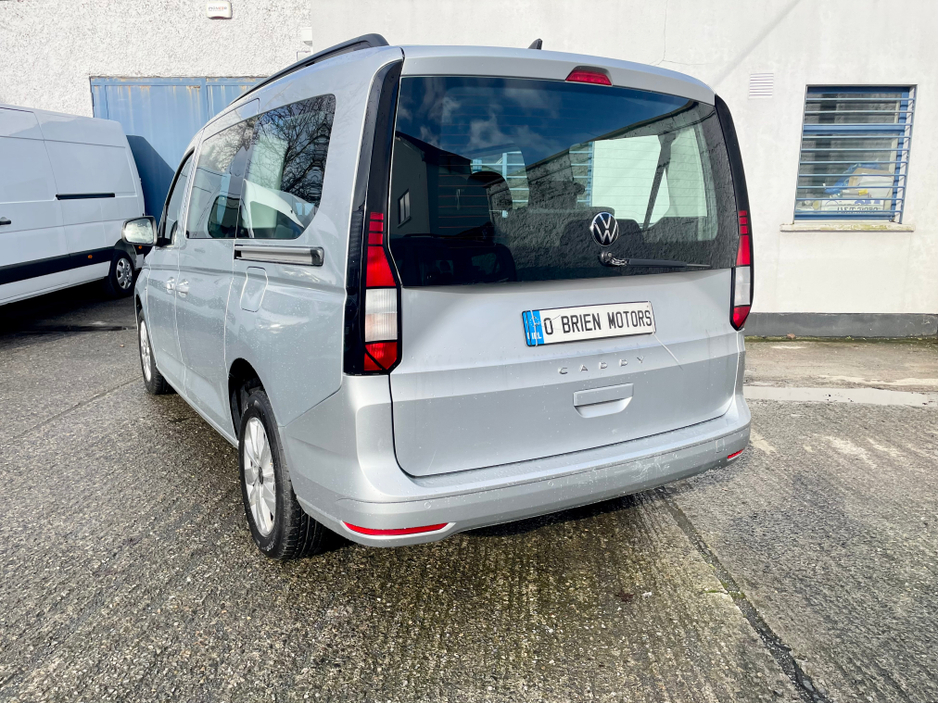 2023 Volkswagen Caddy Maxi Life LIFE 2.0TDI 122BHP A7F 5DR DSG AUTO 7 SEAT €36,950