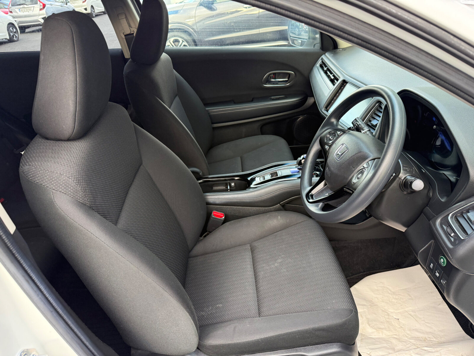 2015 Honda Vezel - image 22