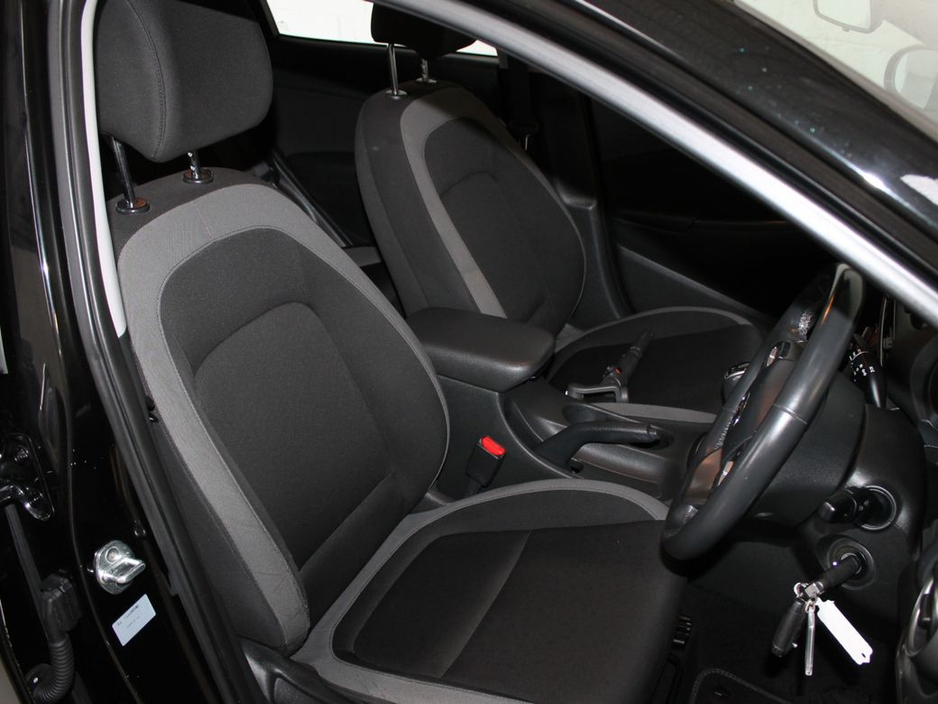 2019 Hyundai Kona - image 12