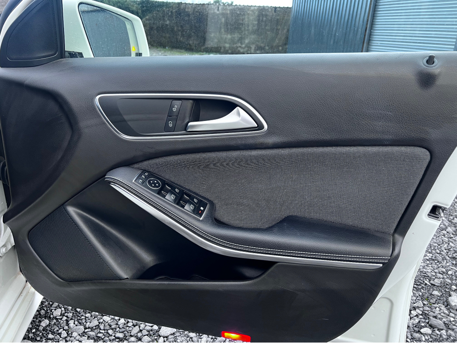 2017 Mercedes-Benz A Class 2017 Mercedes-Benz A-Class A180 Sport Automatic €16,750