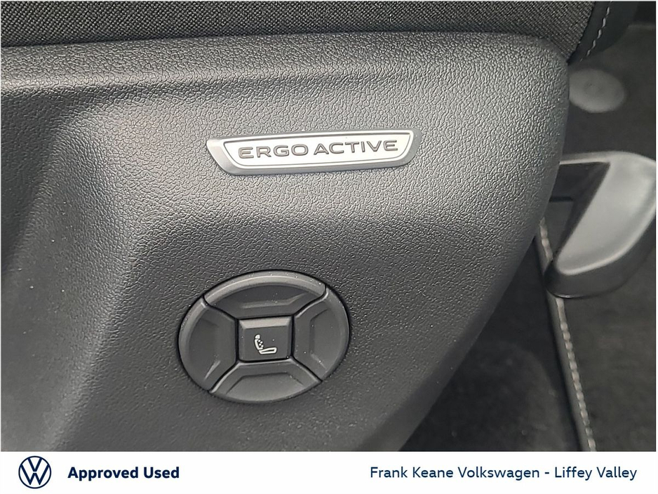 2024 Volkswagen Tiguan R-LINE AUTO 1.5 PHEV 204HP *PLUG IN HYBRID* *UP TO 100KM EV* *PETROL HYBRID* *REAR VIEW CAMERA* *HEATED SEATS* *PCP FINANCE AVAILABLE* €47,995