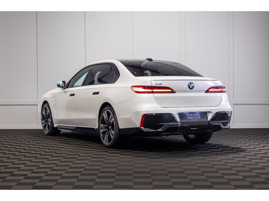 2025 BMW 7 Series  €99,950
