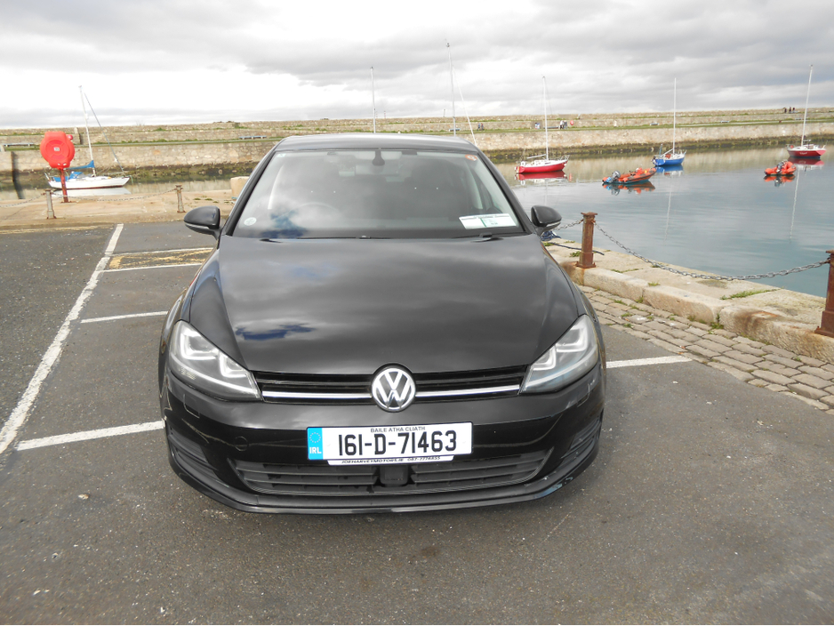 2016 Volkswagen Golf - image 10
