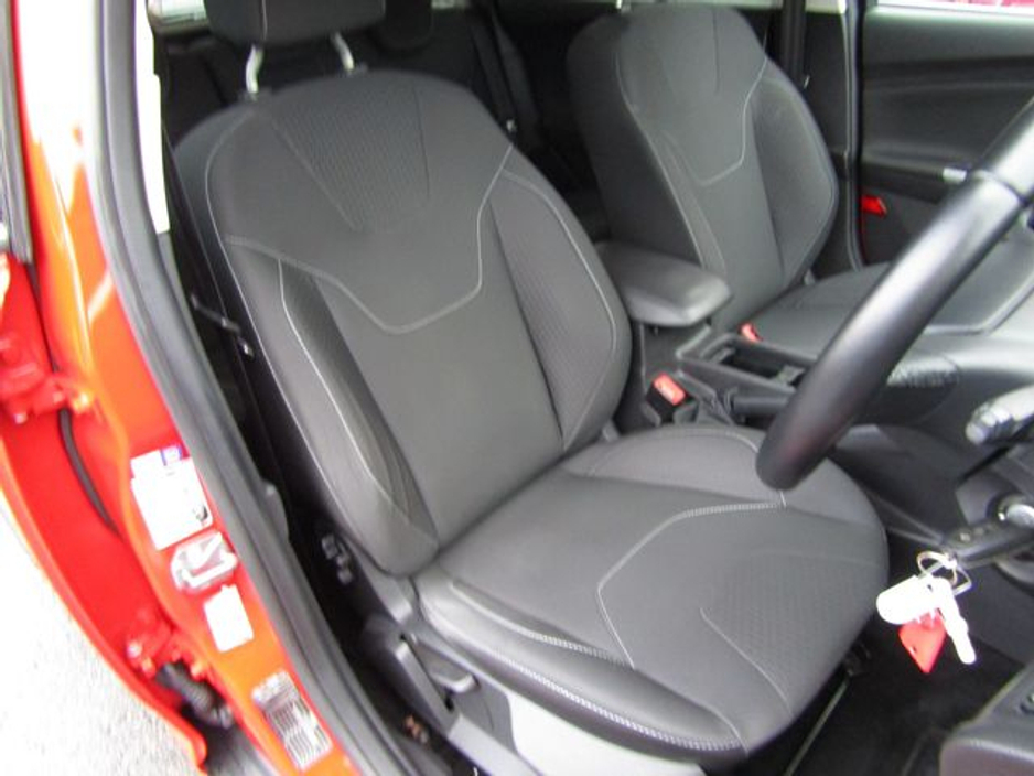 2016 Ford Focus 1.0 Zetec Ecoboost 100PS 5DR €9,950