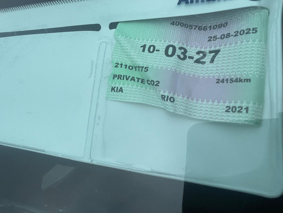 2021 Kia Rio - image 9
