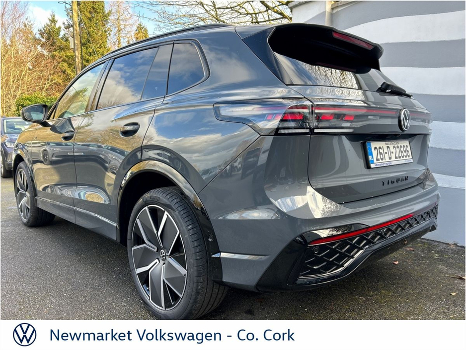 2026 Volkswagen Tiguan - image 24
