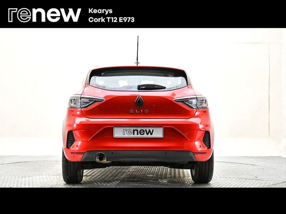2025 Renault Clio - image 10