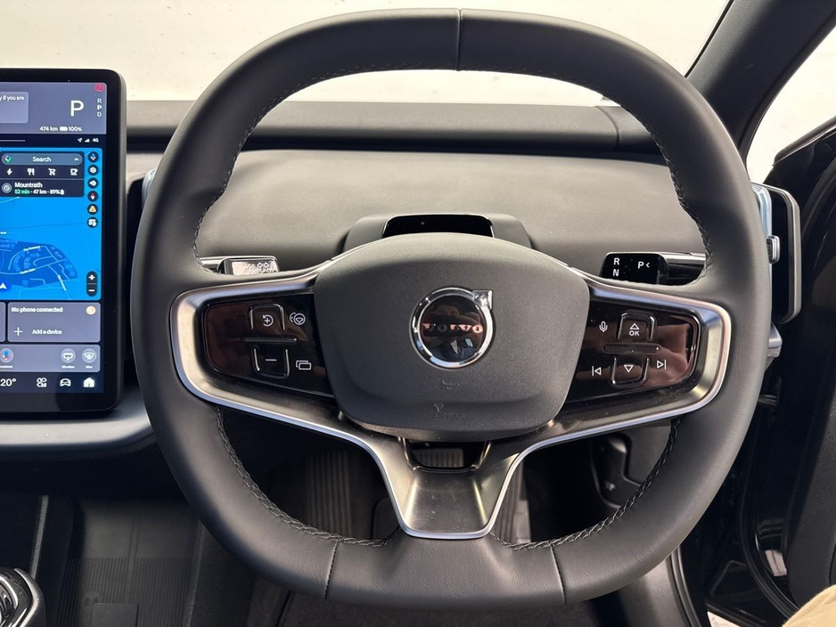 2026 Volvo EX30 - image 13