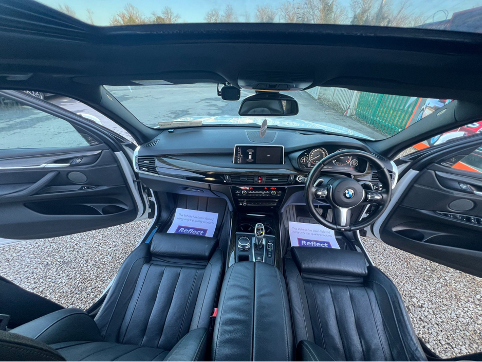 2017 BMW X5 - image 13