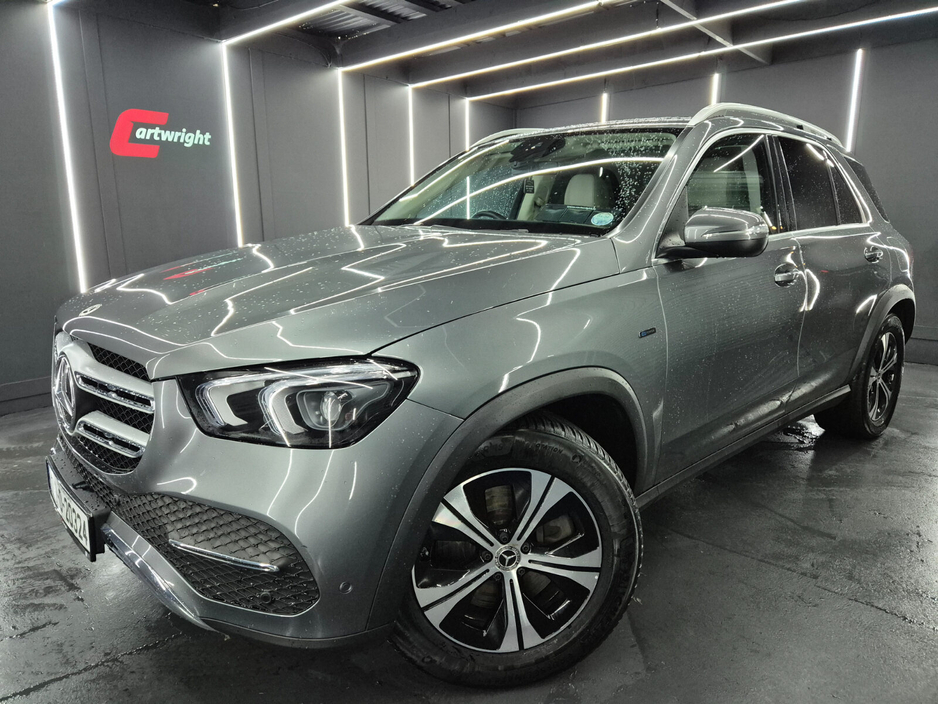2021 Mercedes-Benz GLE Class - image 2