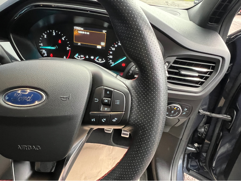 2020 Ford Focus - image 26