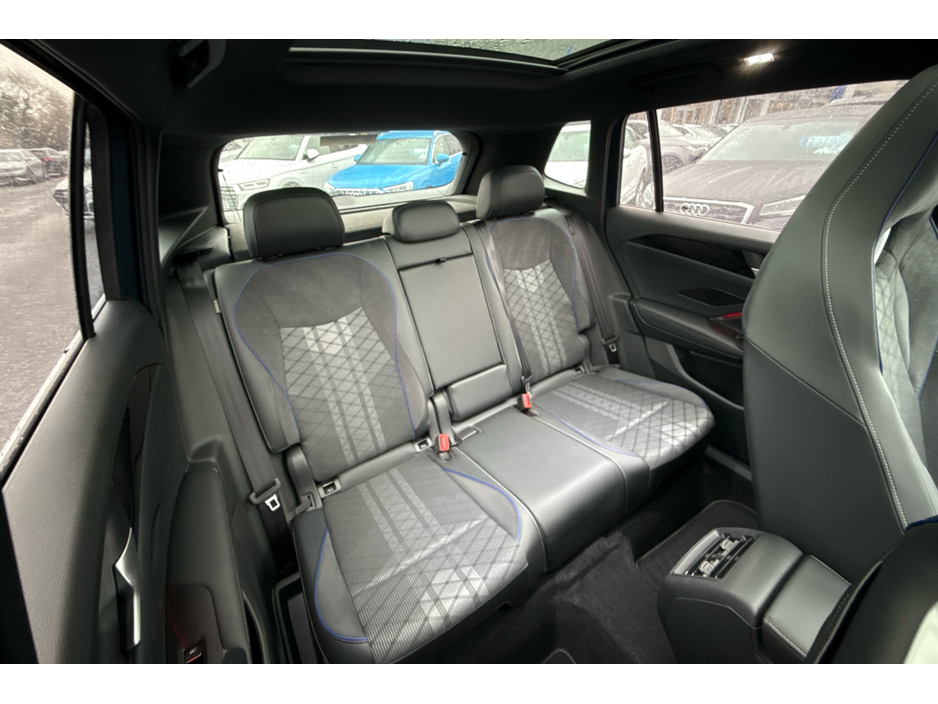 2025 Volkswagen Tiguan R-LINE TDI S-A DSG €56,900