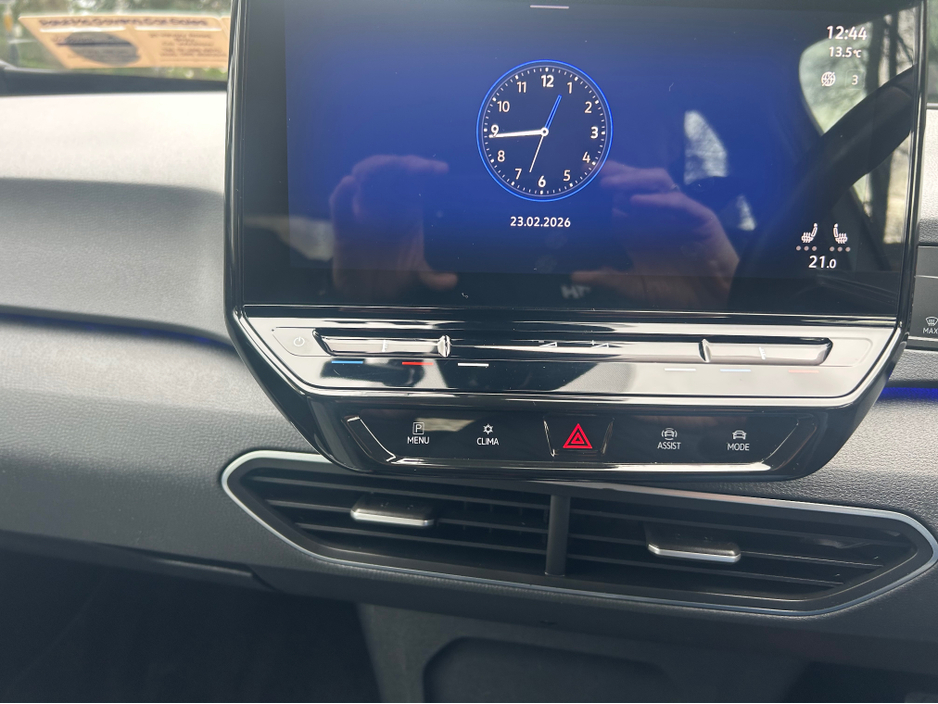 2021 Volkswagen ID.3 - image 10