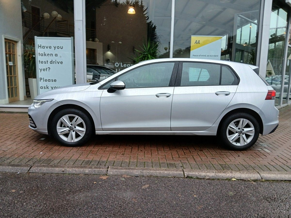 2024 Volkswagen Golf 1.0 TSI 110HP Life, FSH, Silver Met, 26km. €28,750