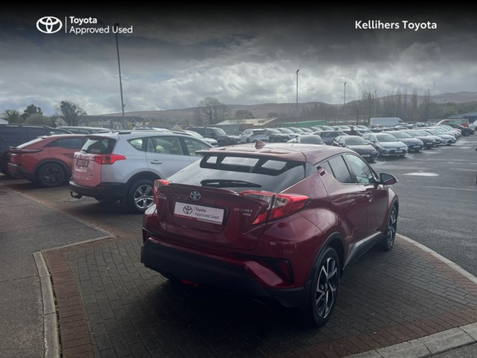 2019 Toyota C-HR - image 2